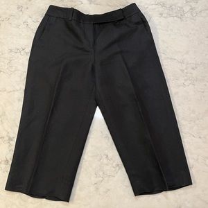 Linen Blend Capri Pants